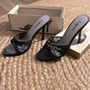 Fredericks of Hollywood lace high heel slippers. Black sexy lingerie Sz 7